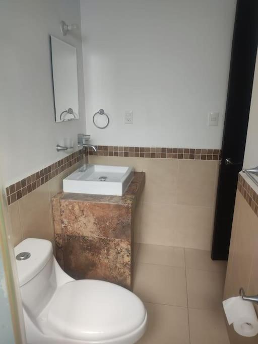 Casa Fracc El Cielo Residencial Con Acceso A Casa Club Villa Laurel de Lagunillas ภายนอก รูปภาพ